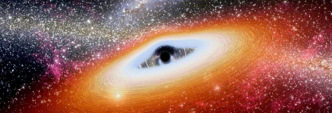 Déformation de l'espace-temps : les trous noirs